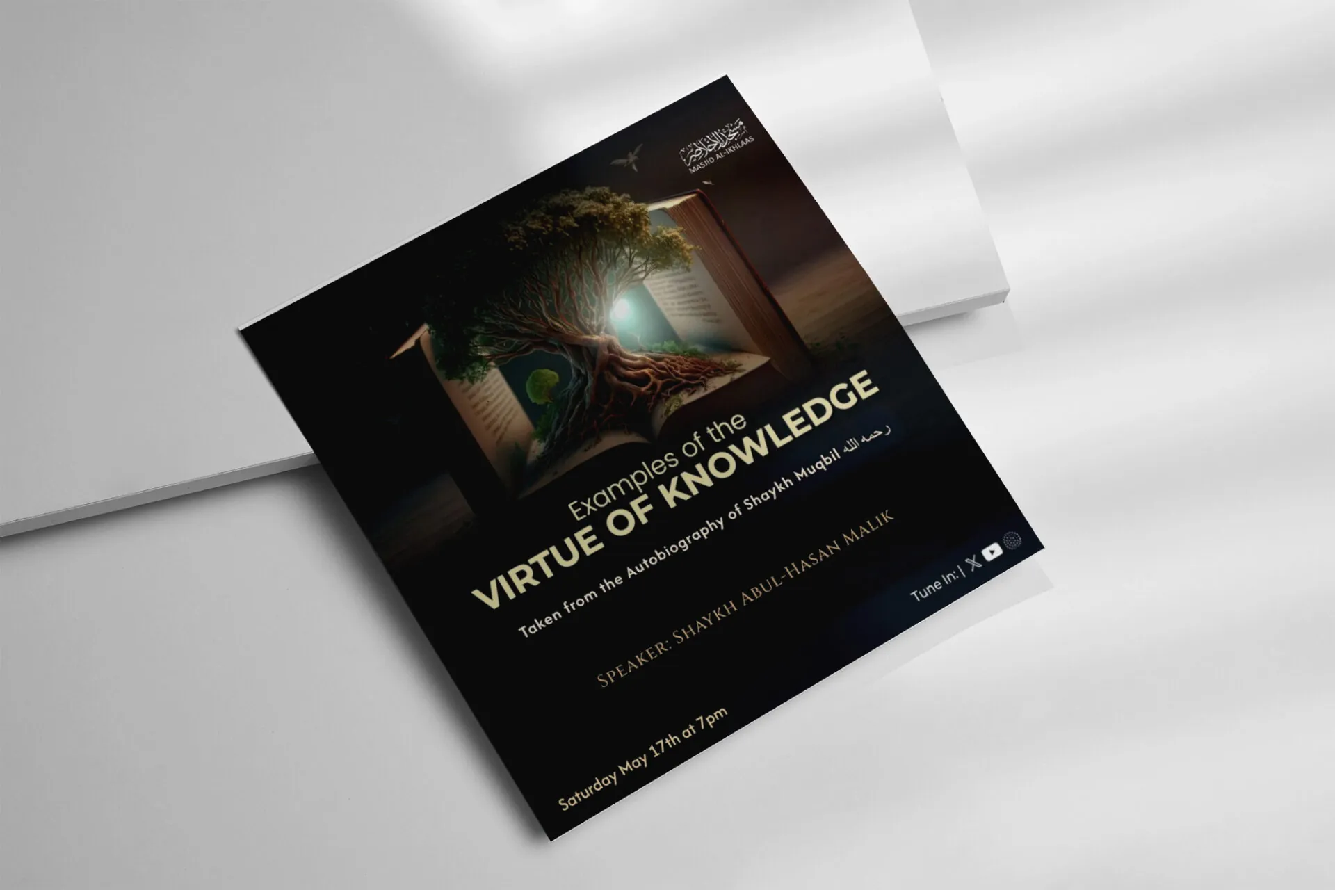 Square paper flyer mockup (2)
